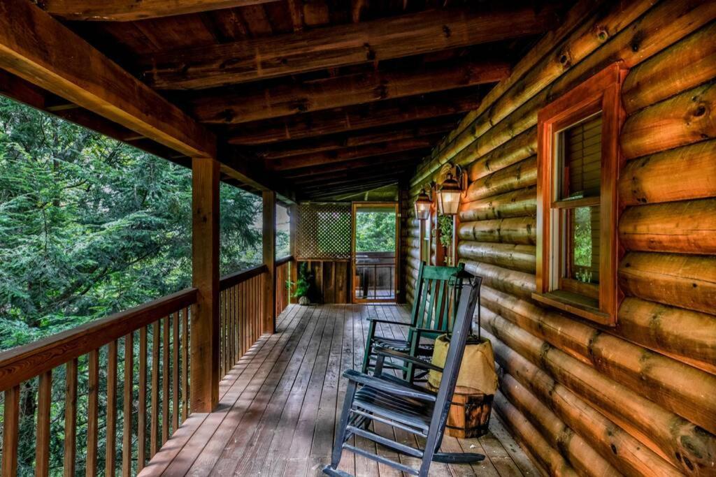 Nice View Fireplace, Hot Tub, Porch Bed, Private Sevierville Buitenkant foto
