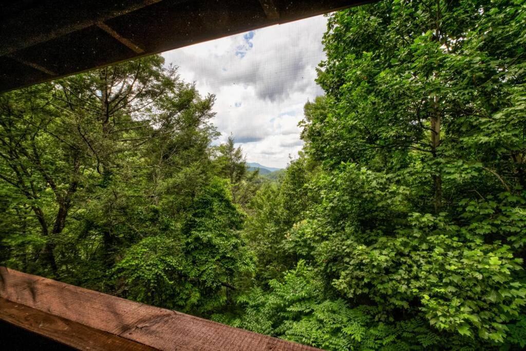 Nice View Fireplace, Hot Tub, Porch Bed, Private Sevierville Buitenkant foto