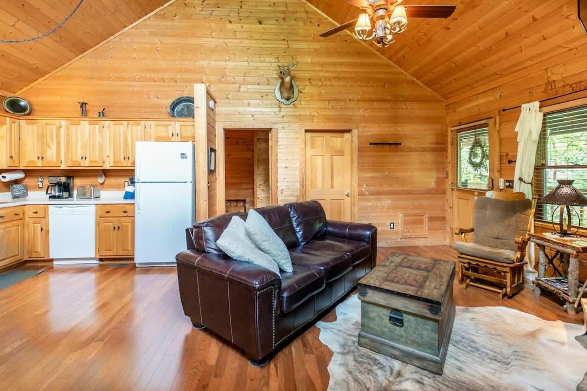 Nice View Fireplace, Hot Tub, Porch Bed, Private Sevierville Buitenkant foto