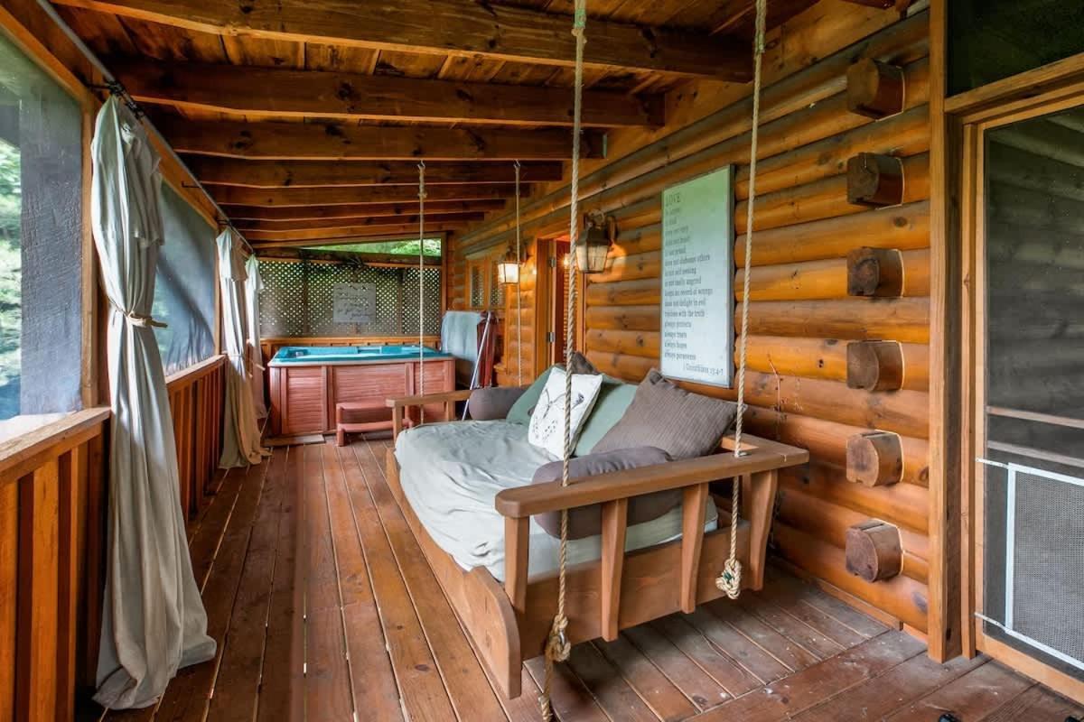 Nice View Fireplace, Hot Tub, Porch Bed, Private Sevierville Buitenkant foto